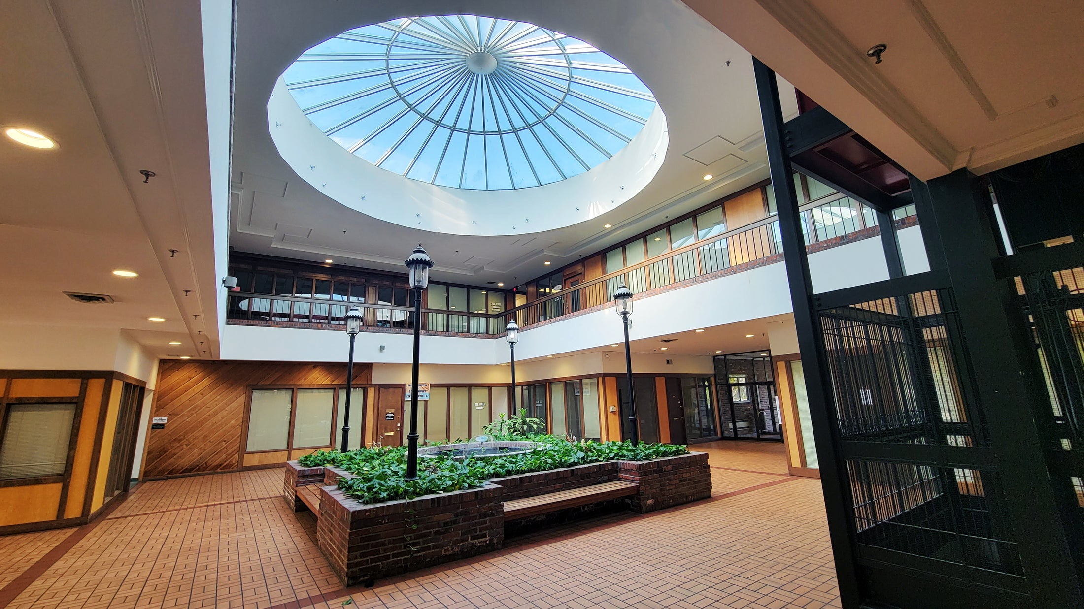 1600 Heritage Landing, St. Charles, MO 63303