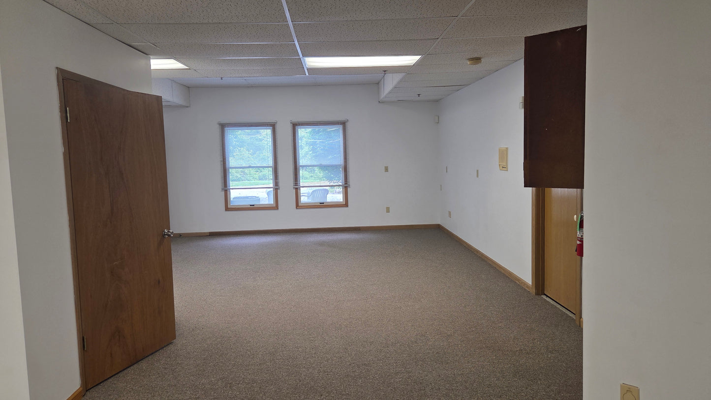 16925 Manchester Road - Wildwood, MO 63040