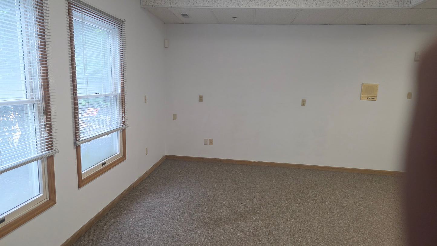 16925 Manchester Road - Wildwood, MO 63040