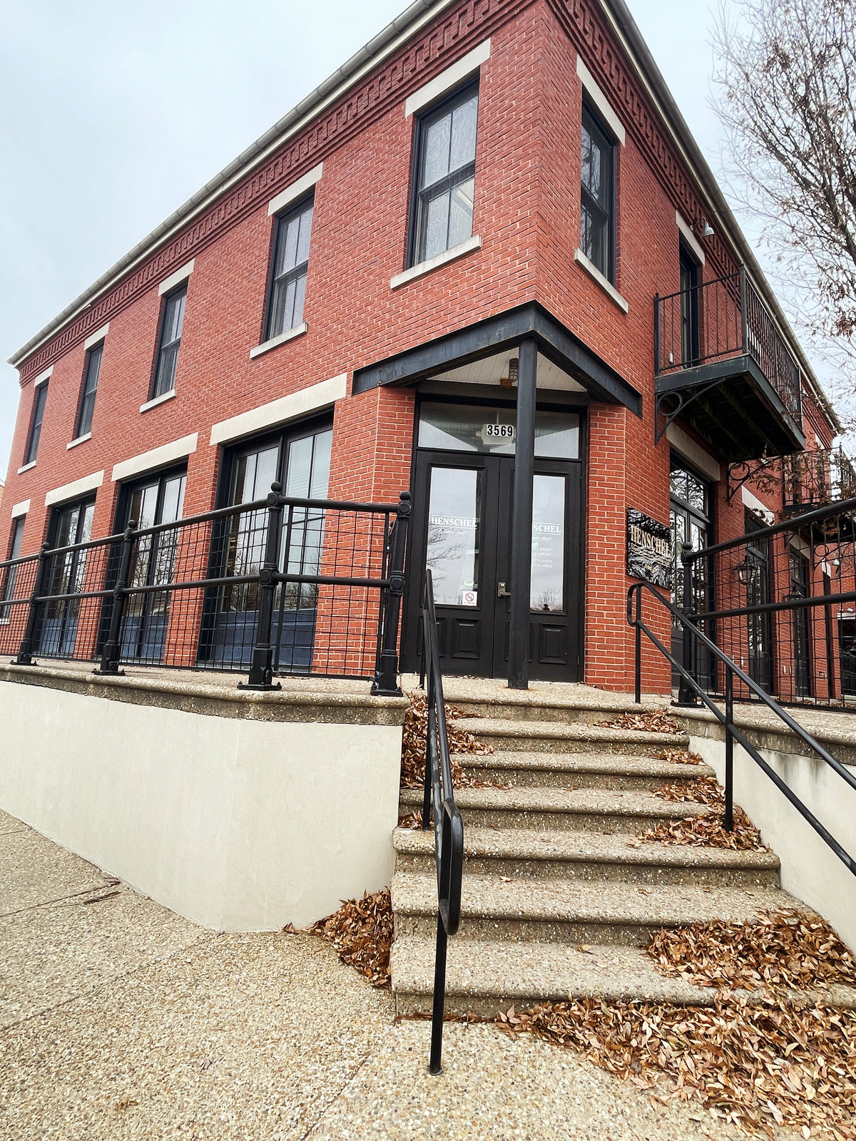 3569 New Town Lake Drive - Suite 2 - St. Charles, MO 63301