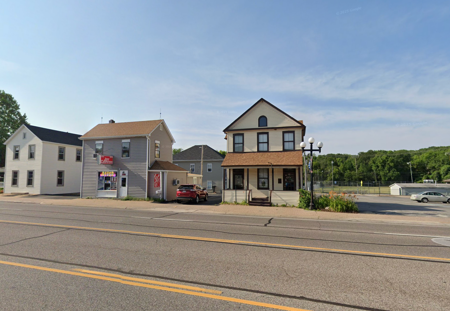 14366 Manchester Rd, Ballwin, MO 63011